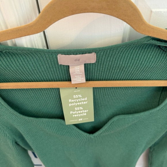 H&M long sleeve - Picture 3 of 4